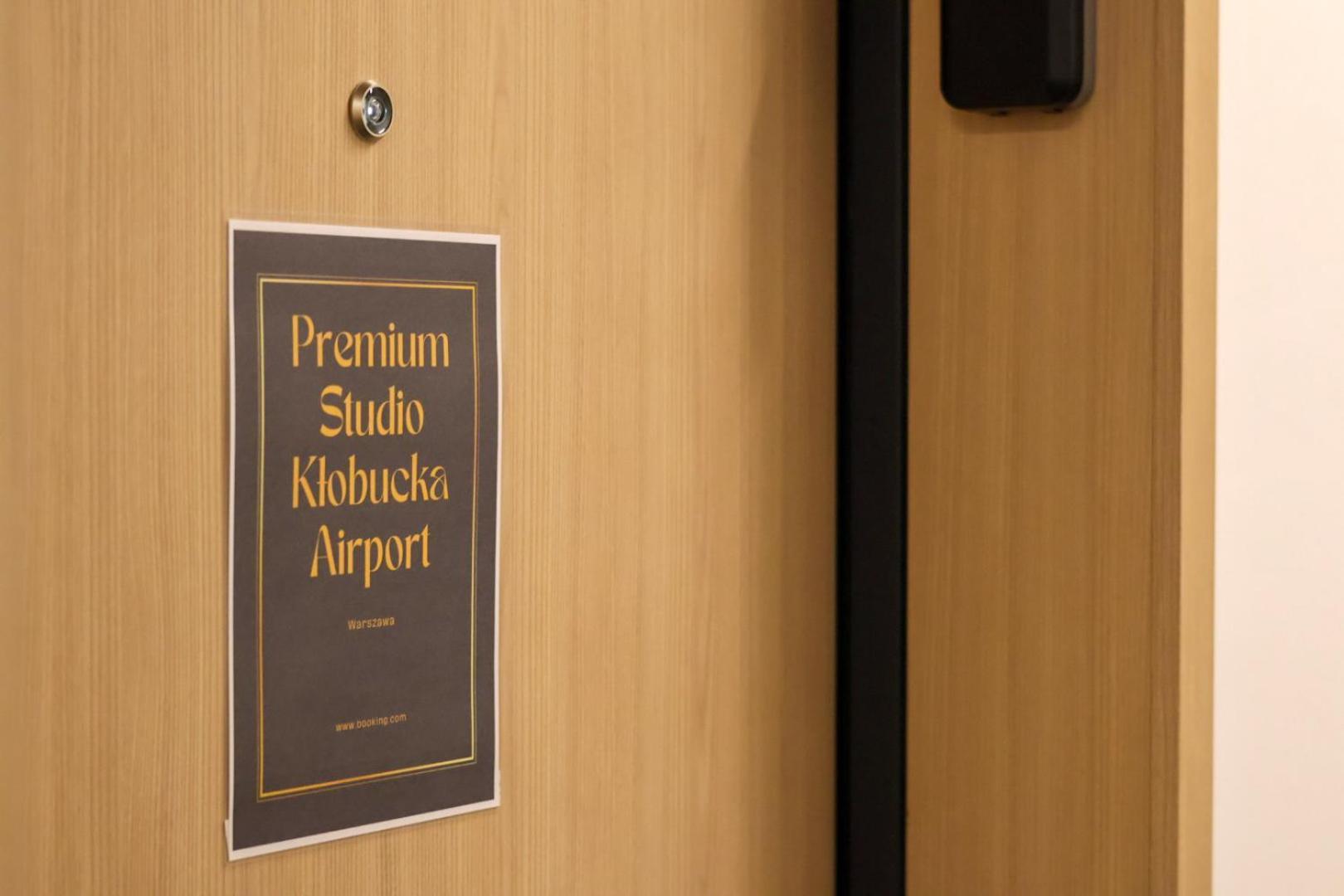 Premium Studio Klobucka Airport Варшава Екстер'єр фото